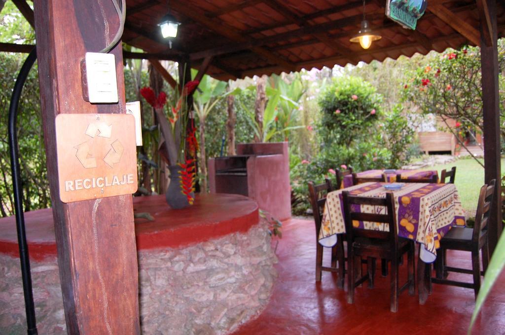 Casa Marcellino Lodge Cahuita Exterior foto