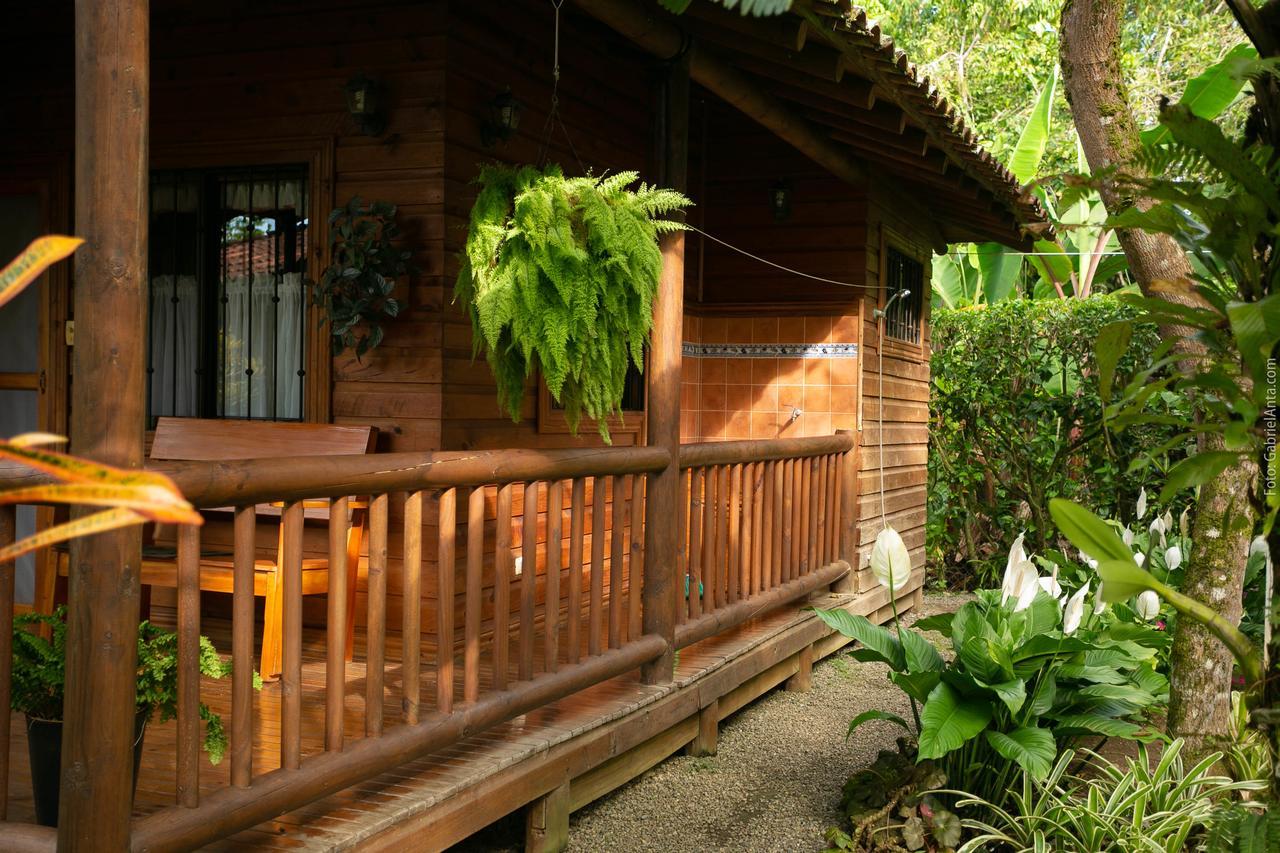 Casa Marcellino Lodge Cahuita Exterior foto